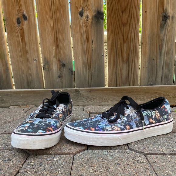 VANS Unisex Black Star Wars lace up sneakers. Size 9.5Men. Pre-owned. - Picture 4 of 8